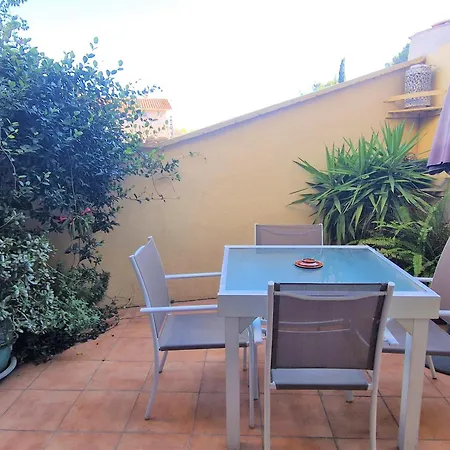 Appartamento T3 Calme à Avec Terrasse Et Parking - Fr-1-309-443 *